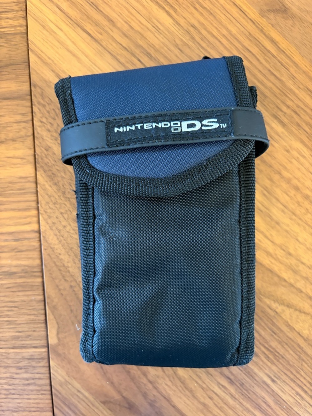 Nintendo DS Switch N Carry Navy Blue and Black Protective Pouch with zip pocket
